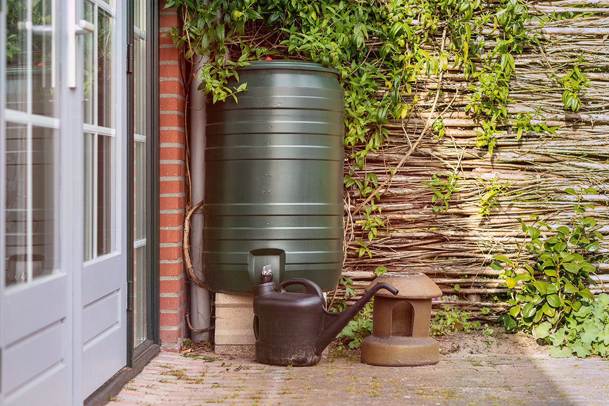 COMMENT ÉCONOMISER L'EAU À LA MAISON ET AU JARDIN ? 