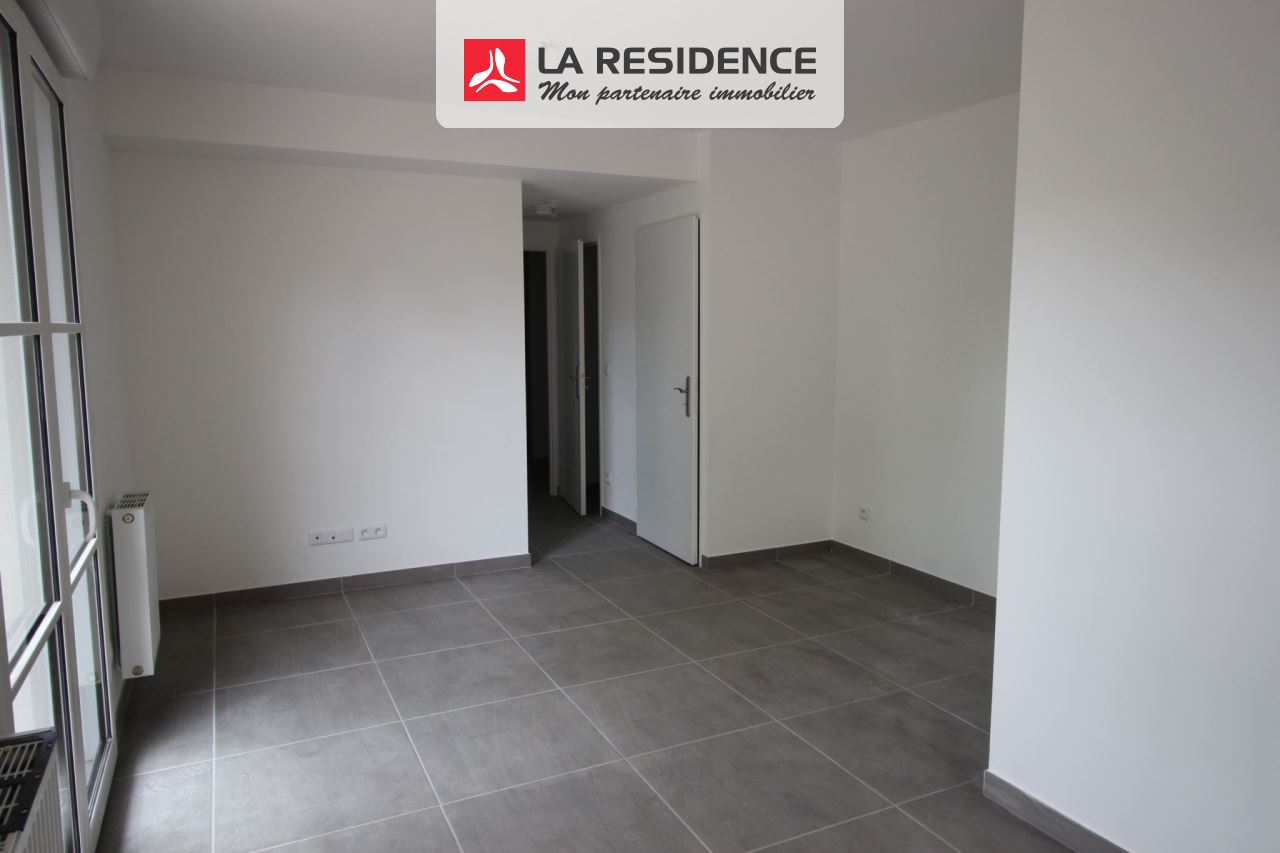 Appartement à louer à Le Mesnil-Saint-Denis, 2 pièces, 44 m2