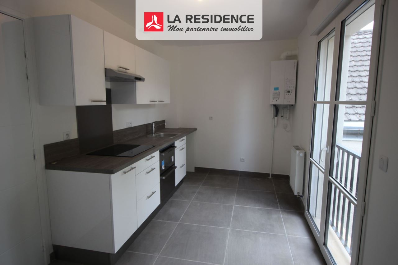 Appartement à louer à Le Mesnil-Saint-Denis, 2 pièces, 44 m2