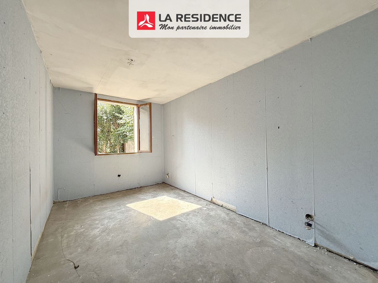 Maison à vendre à La Verriere, 6 pièces, 101 m2