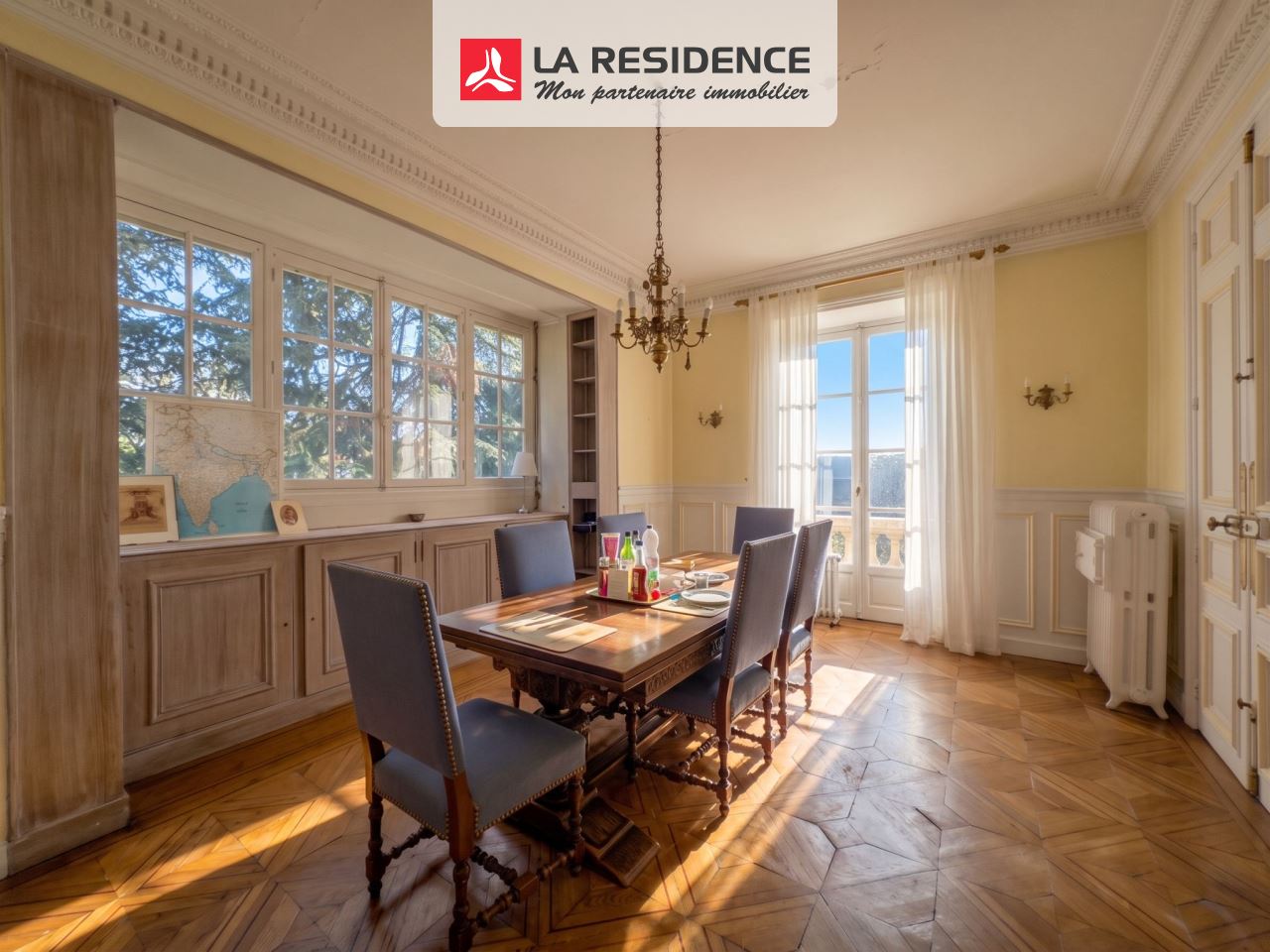 Maison à vendre à Chatou, 10 pièces, 311 m2