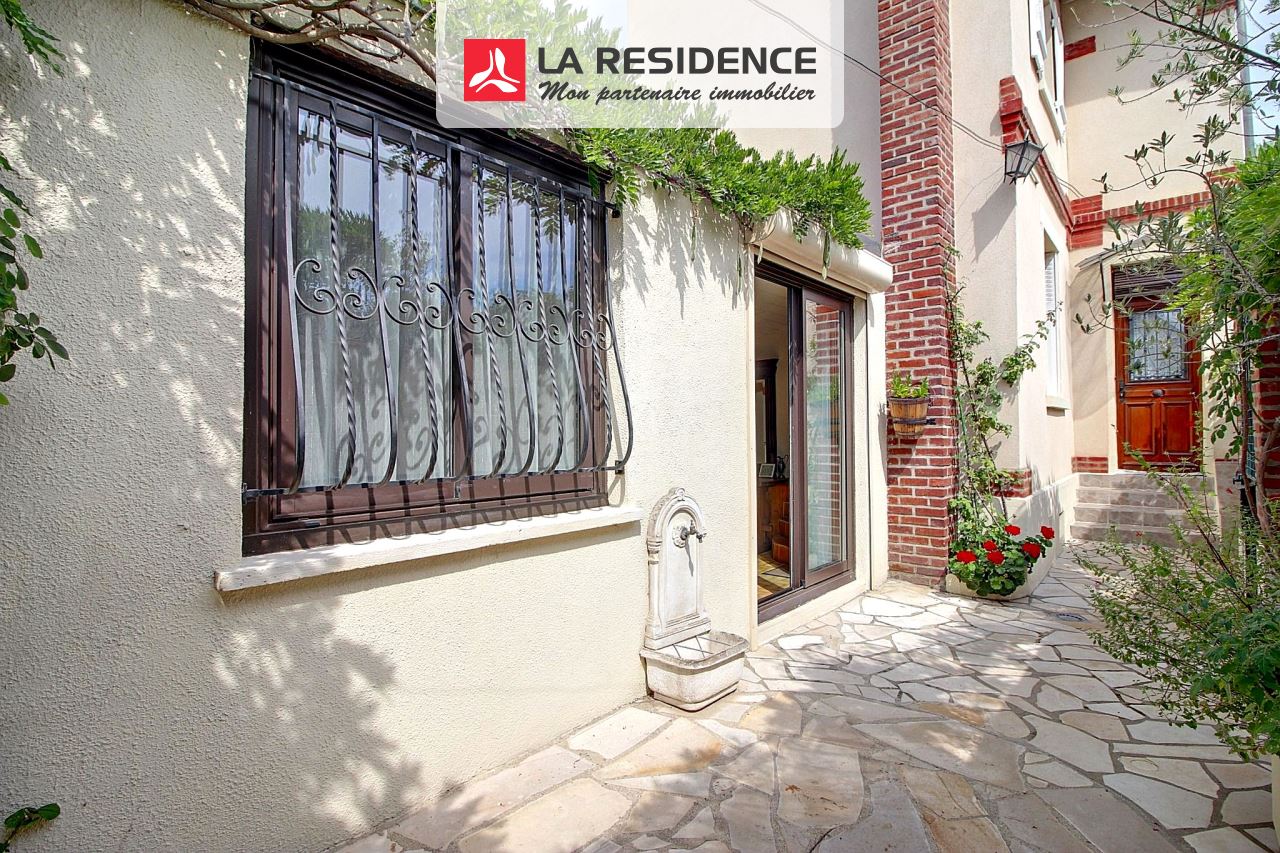 Maison à vendre à Chambourcy, 4 pièces, 76 m2