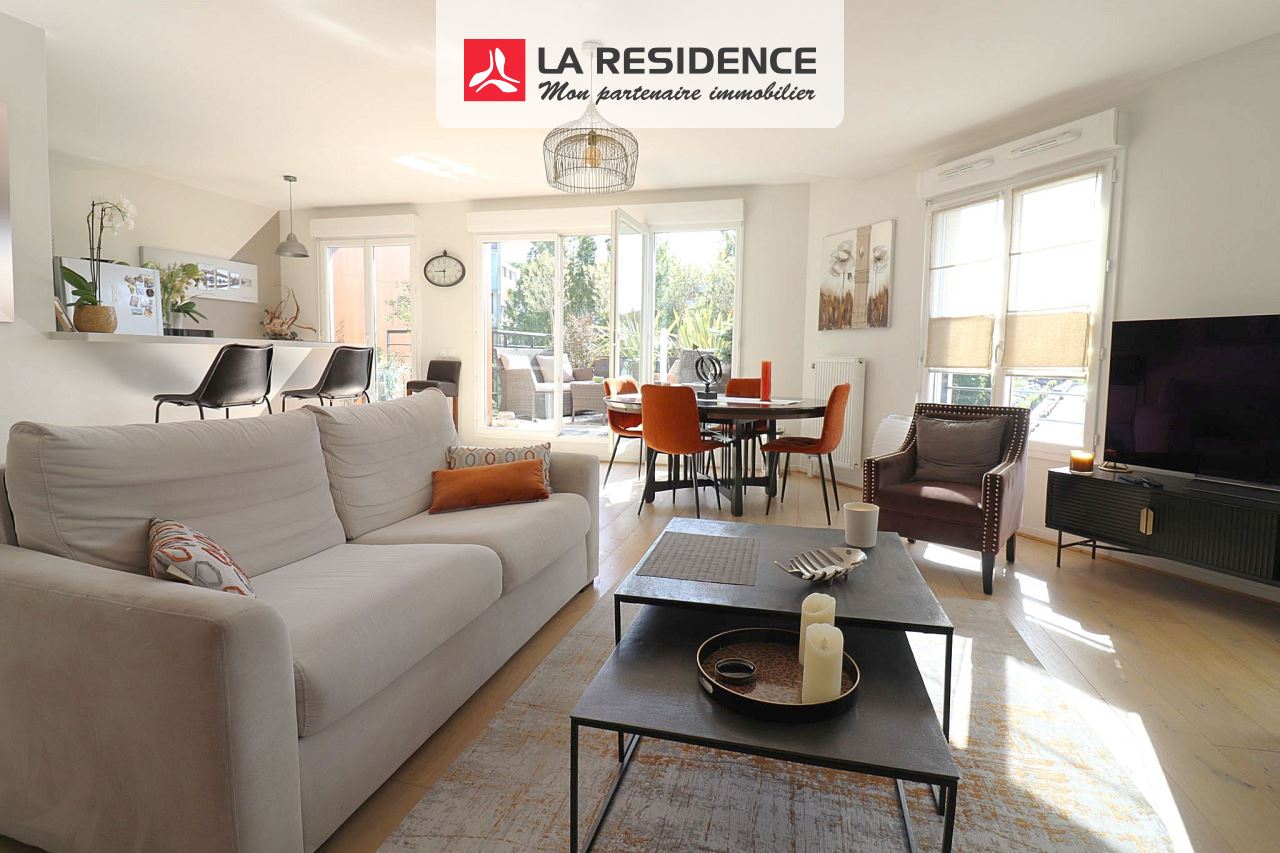 Appartement à vendre à Fontenay le Fleury, 4 pièces, 99 m2