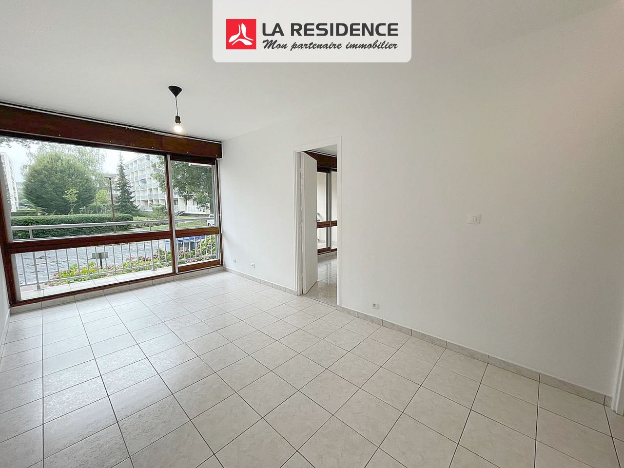 Appartement à louer à Vélizy-Villacoublay, 2 pièces, 52 m2
