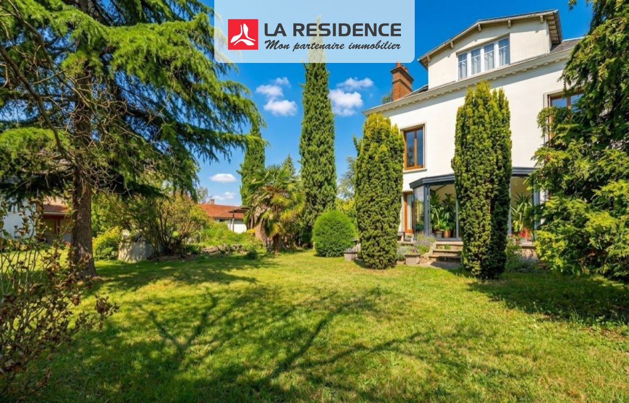Maison à vendre à Ezy sur Eure, 9 pièces, 174 m2