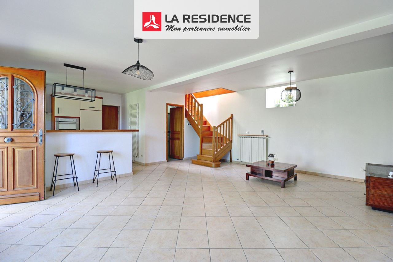 Maison à vendre à Vernouillet, 6 pièces, 111 m2