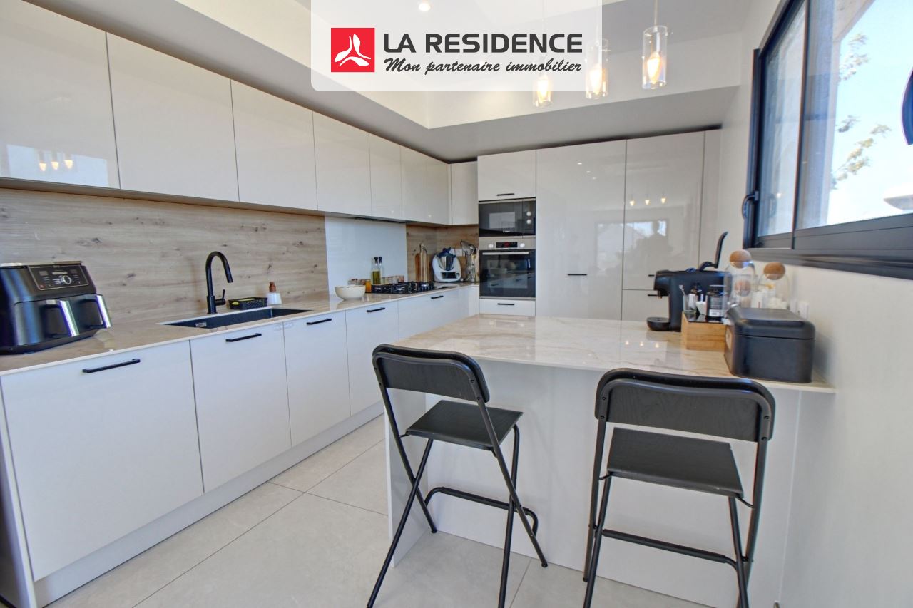 Maison à vendre à Buchelay, 7 pièces, 180 m2