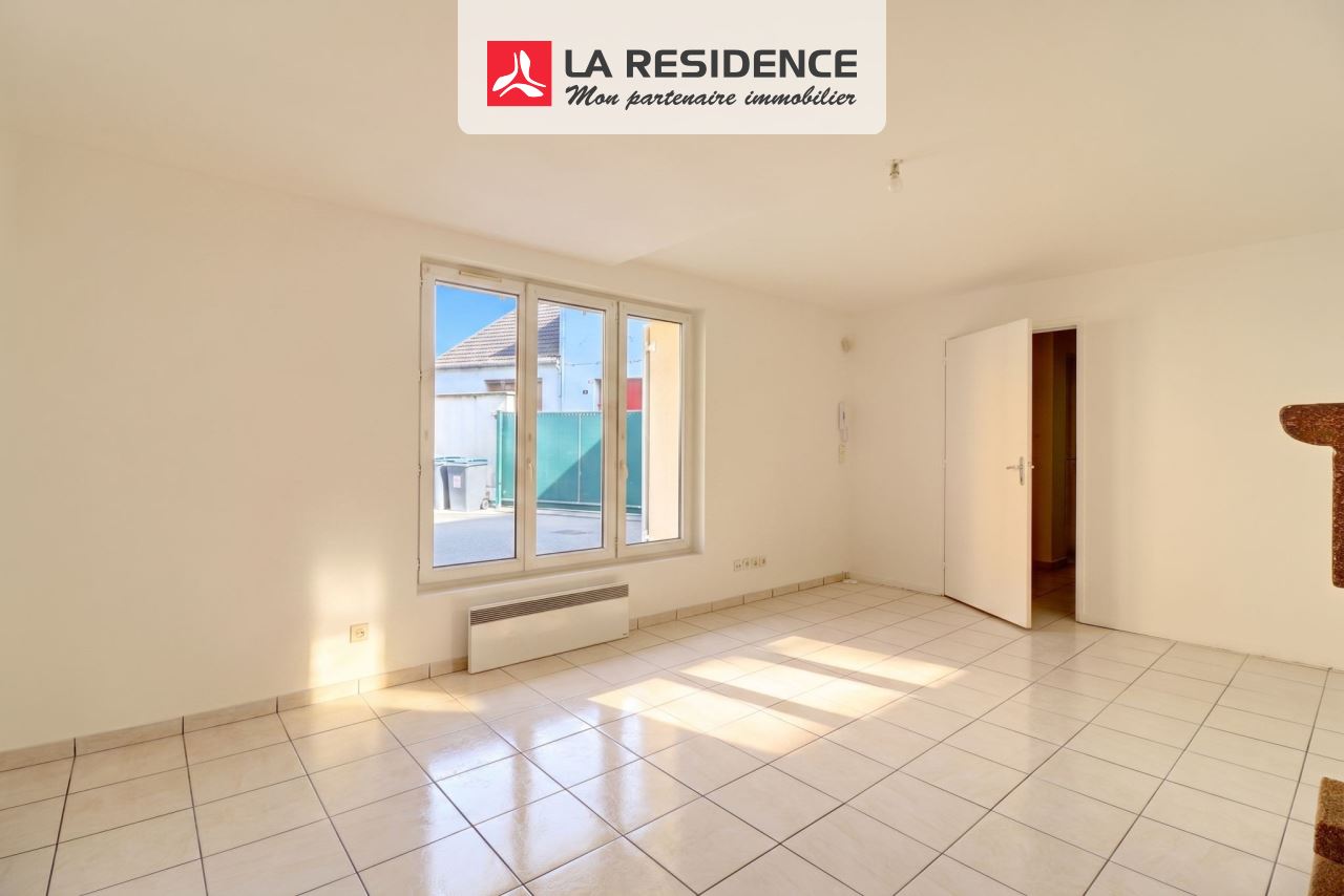 Appartement à vendre à Chanteloup les Vignes, 3 pièces, 56 m2