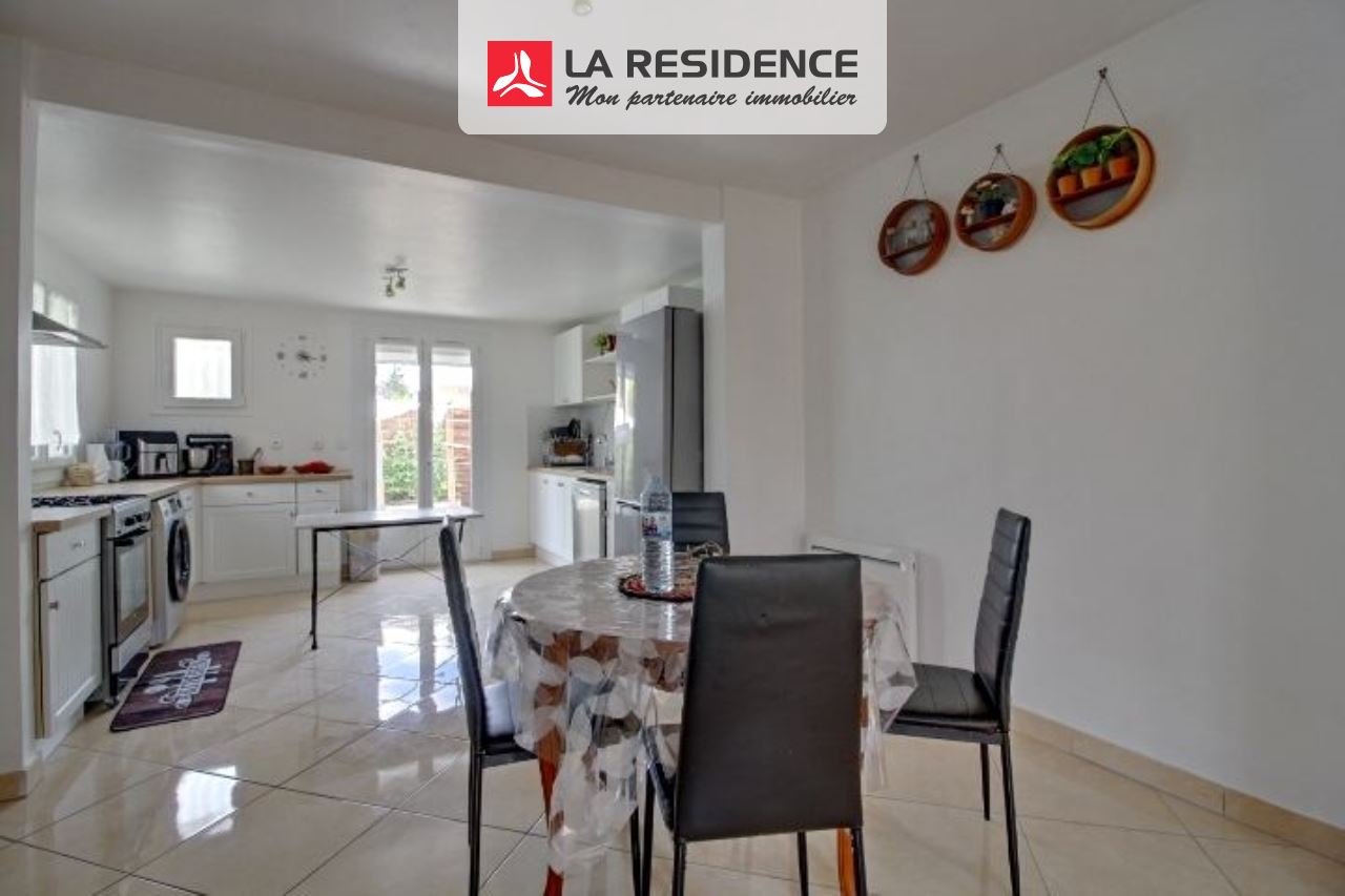 Maison à vendre à Aubergenville, 4 pièces, 90 m2