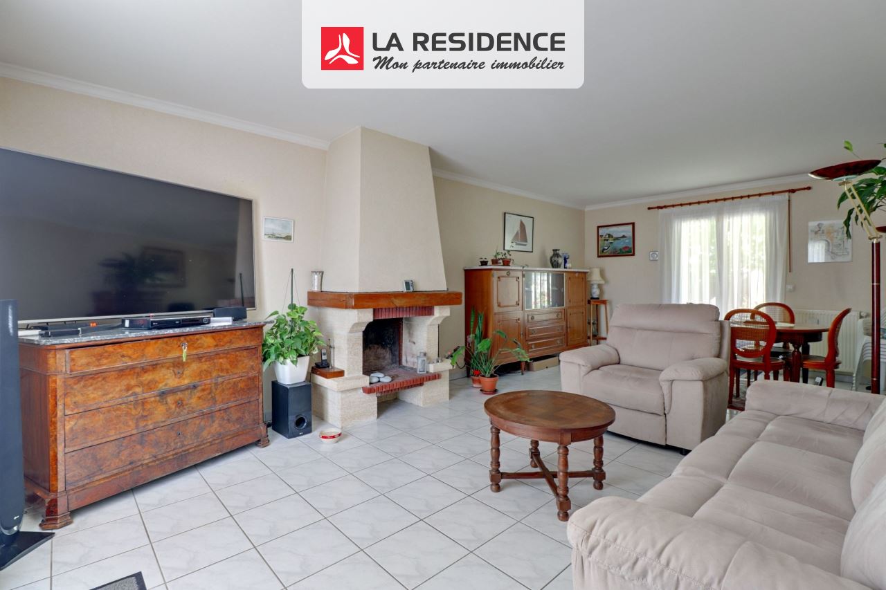 Maison à vendre à Maurecourt, 6 pièces, 110 m2