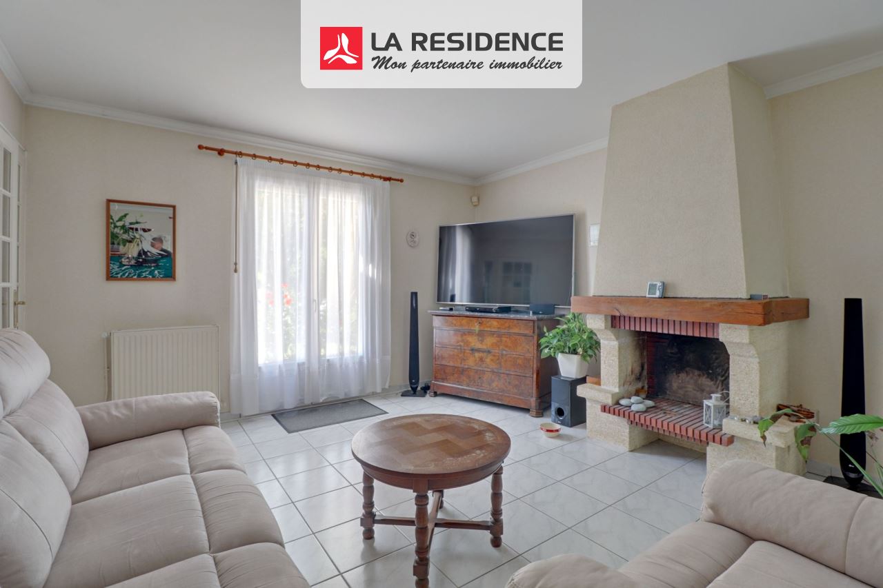 Maison à vendre à Maurecourt, 6 pièces, 110 m2