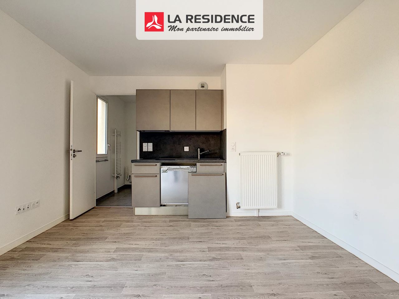Appartement à louer à Le Blanc-Mesnil, 1 pièce, 28 m2