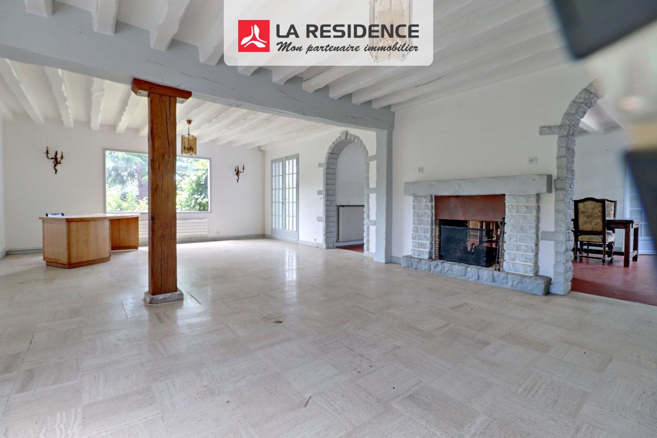 Maison à vendre à Houdan, 7 pièces, 237 m2