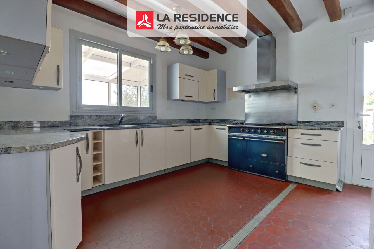 Maison à vendre à Houdan, 7 pièces, 237 m2