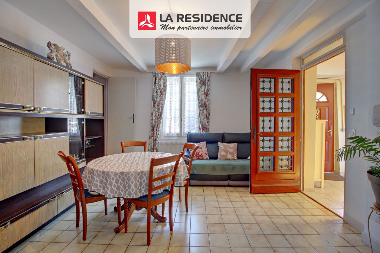 Maison à vendre à Les Mureaux, 6 pièces, 120 m2