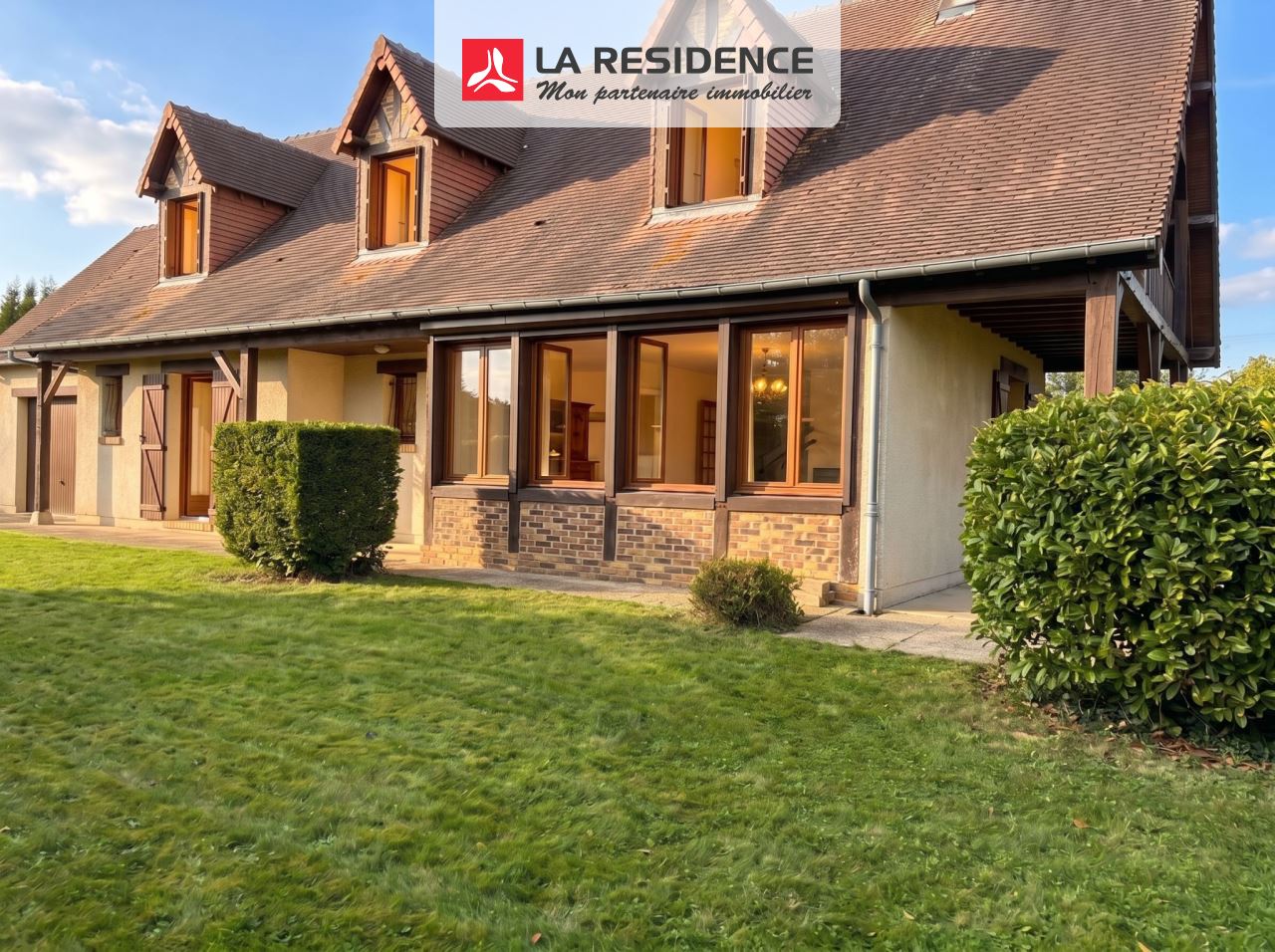Maison à vendre à Bréval, 7 pièces, 170 m2