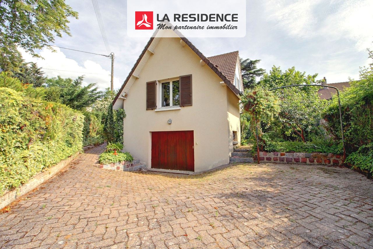 Maison à vendre à Grand Couronne, 5 pièces, 102 m2