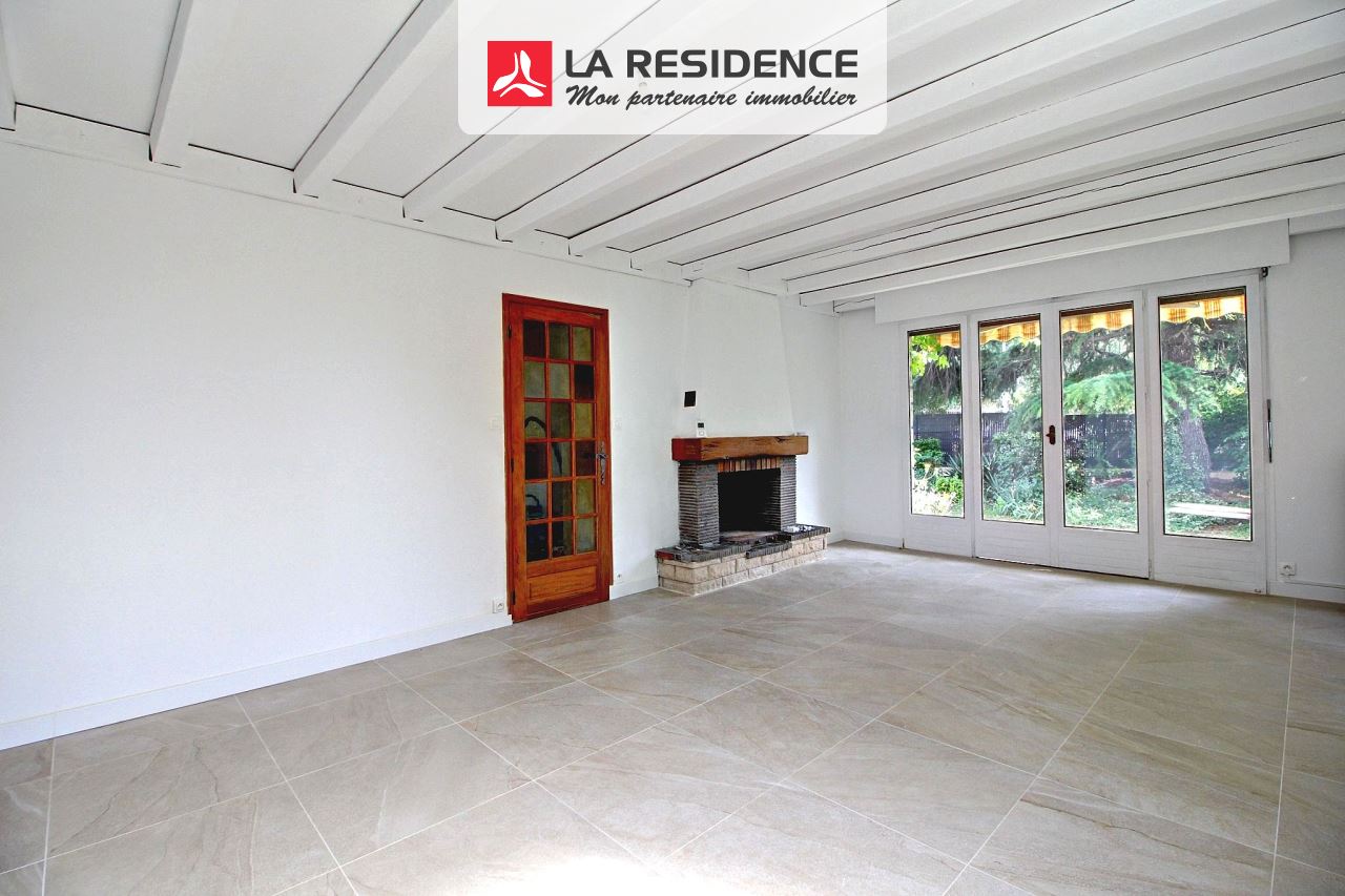Maison à vendre à Grand Couronne, 5 pièces, 102 m2