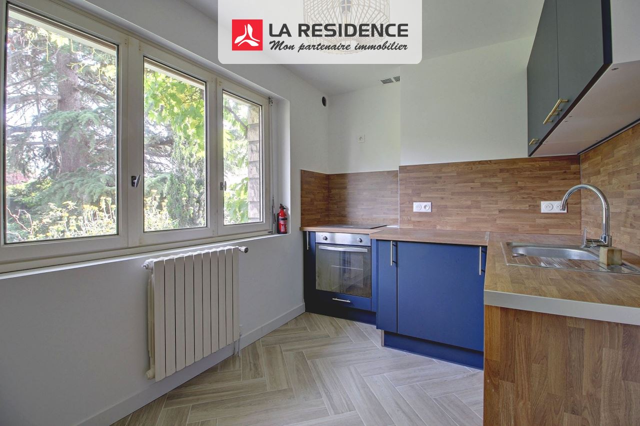 Maison à vendre à Grand Couronne, 5 pièces, 102 m2