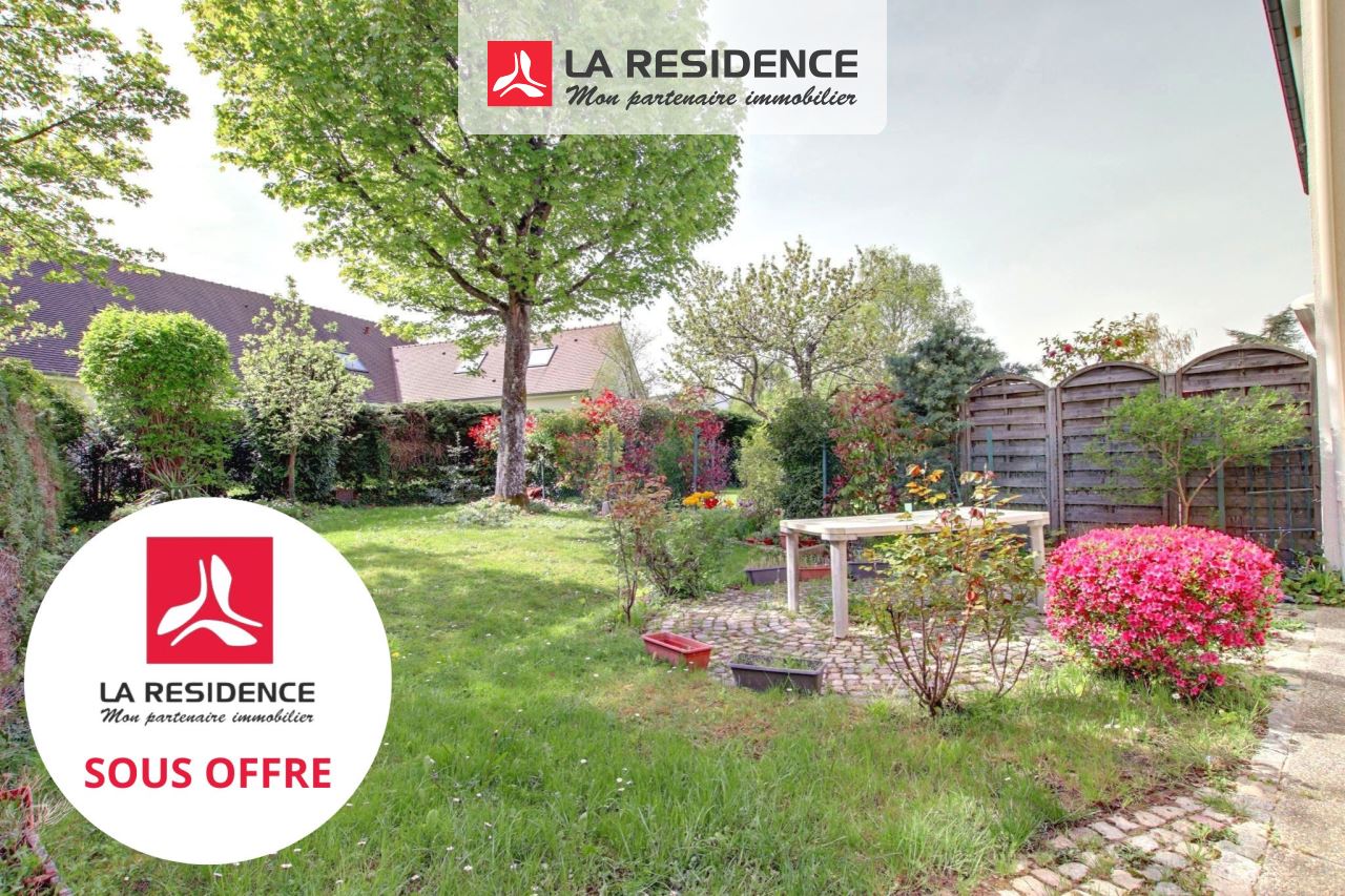 Maison à vendre à Le Mesnil-Saint-Denis, 5 pièces, 115 m2