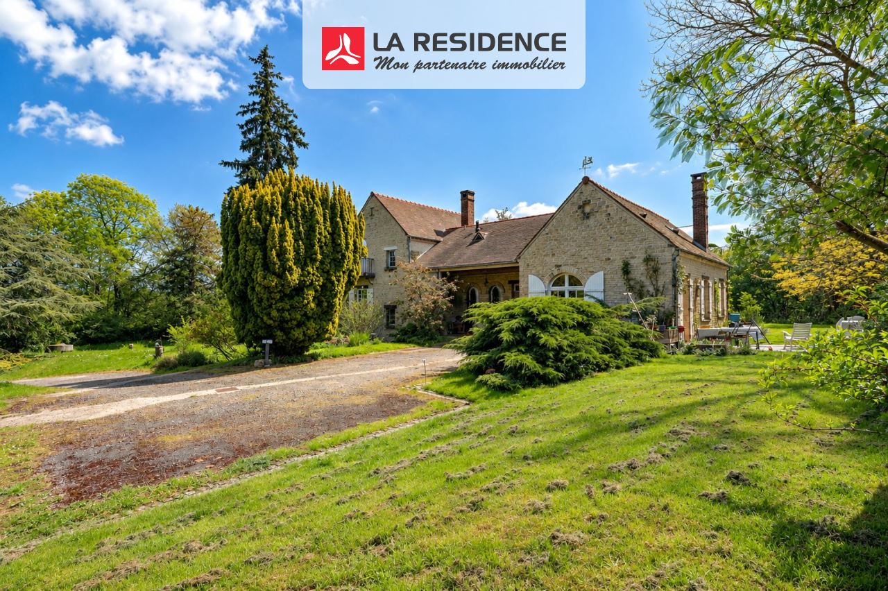 Maison à vendre à Montainville, 9 pièces, 180 m2