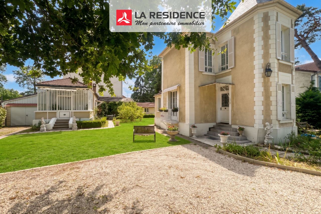 Maison à vendre à Beauchamp, 5 pièces, 120 m2