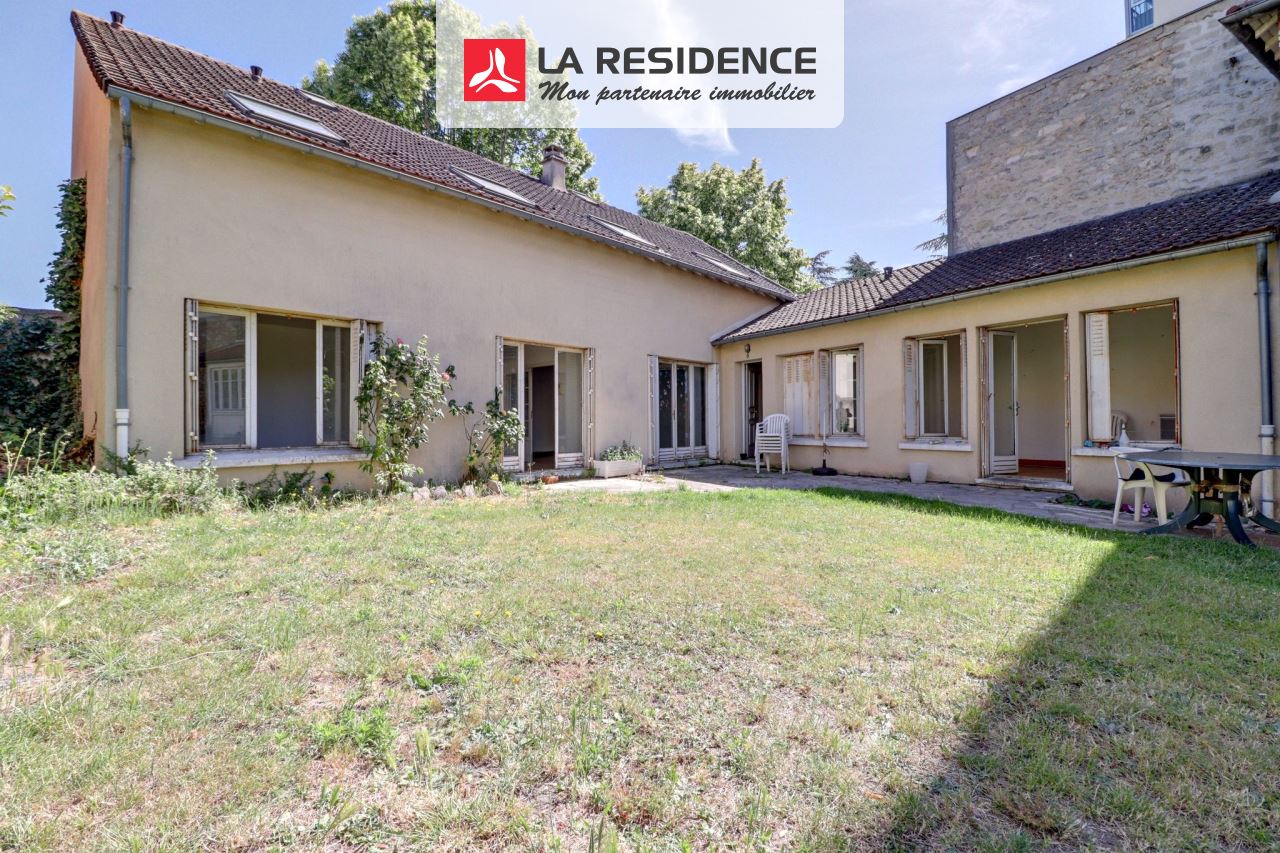 Maison à vendre à St Germain en Laye, 7 pièces, 145 m2