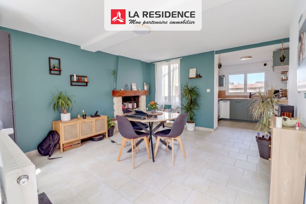 Maison à vendre à Damps, 6 pièces, 140 m2