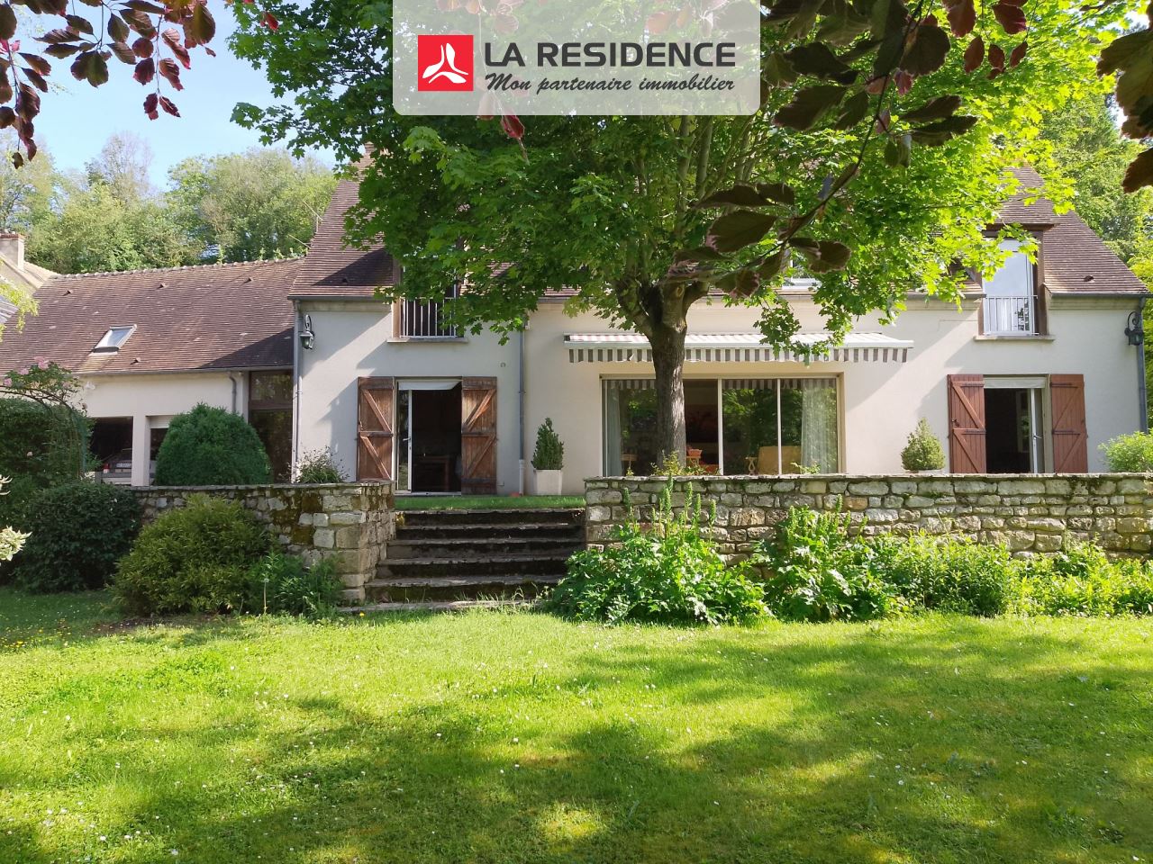 Maison à vendre à Saint-Gervais, 7 pièces, 203 m2