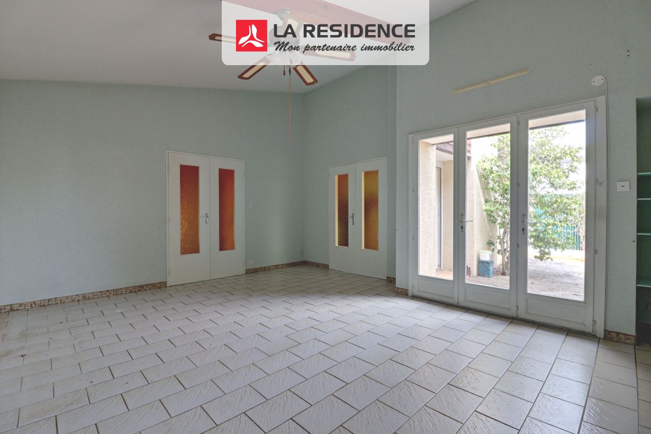 Maison à vendre à Saint-Gervais-la-Forêt, 4 pièces, 97 m2