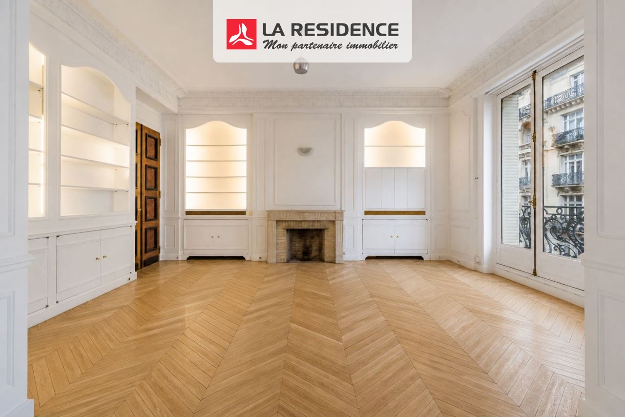 Appartement à louer à Paris 17ème, 7 pièces, 370 m2
