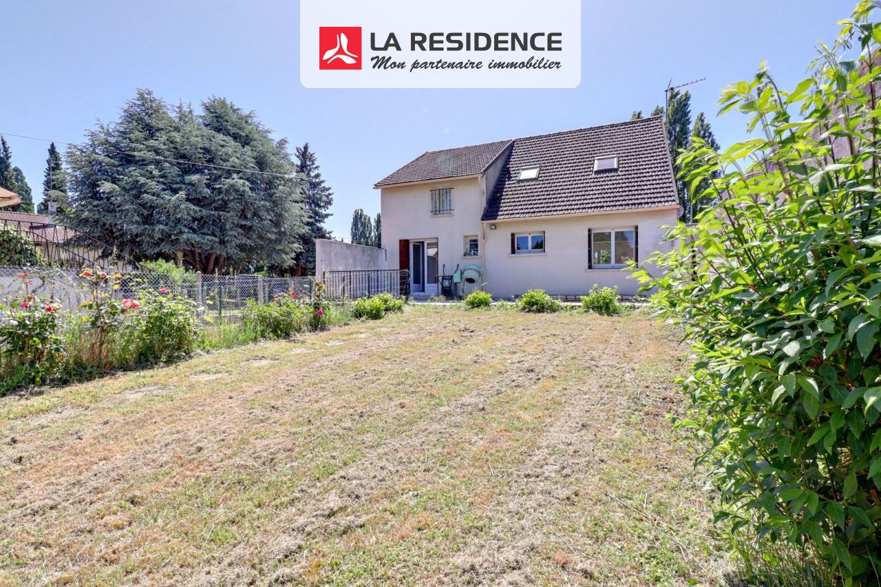 Maison à vendre à Villiers Saint Frédéric, 8 pièces, 115 m2