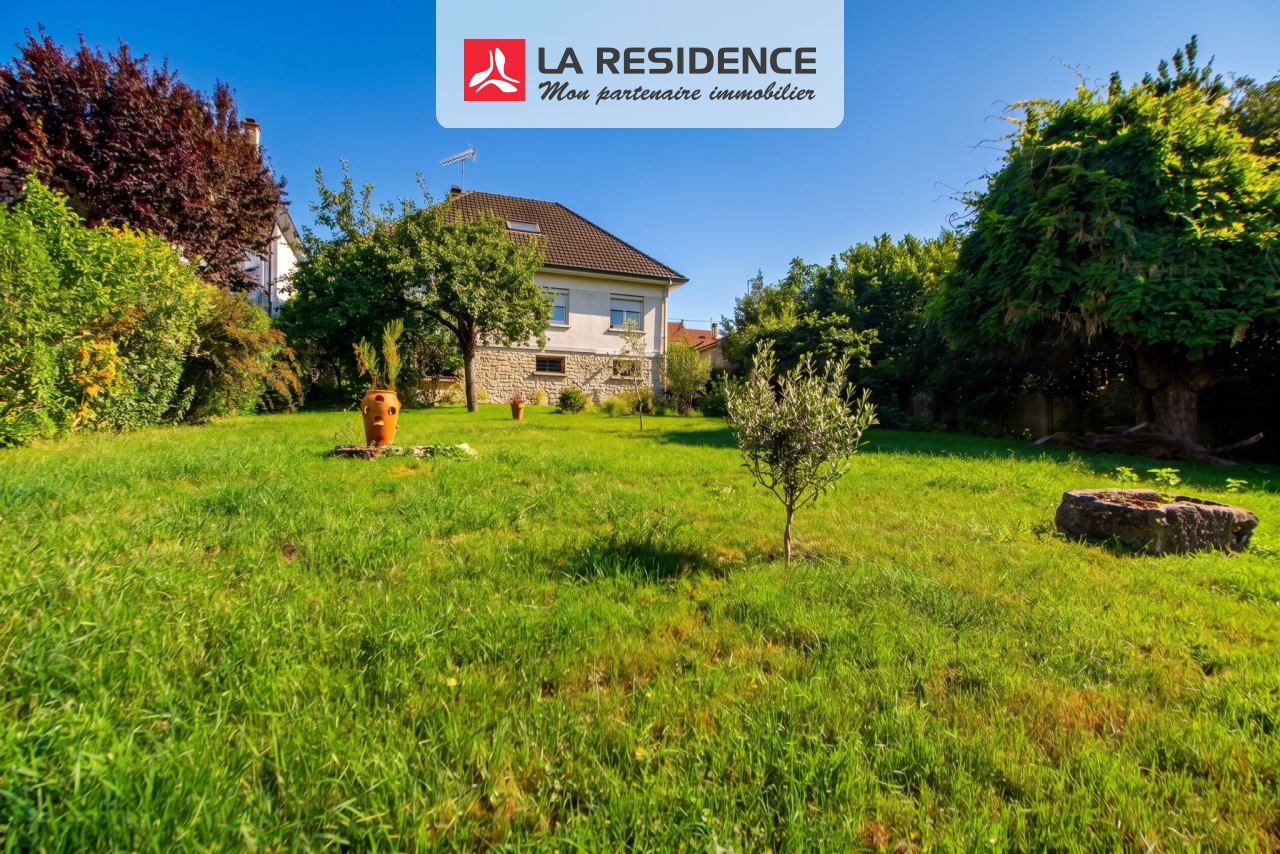 Maison à vendre à Verneuil sur Seine, 6 pièces, 155 m2