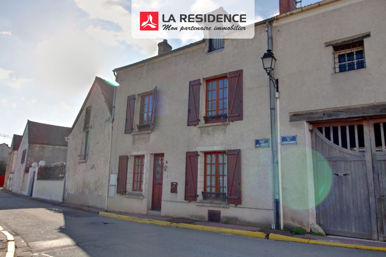 Maison à vendre à Issou, 5 pièces, 100 m2