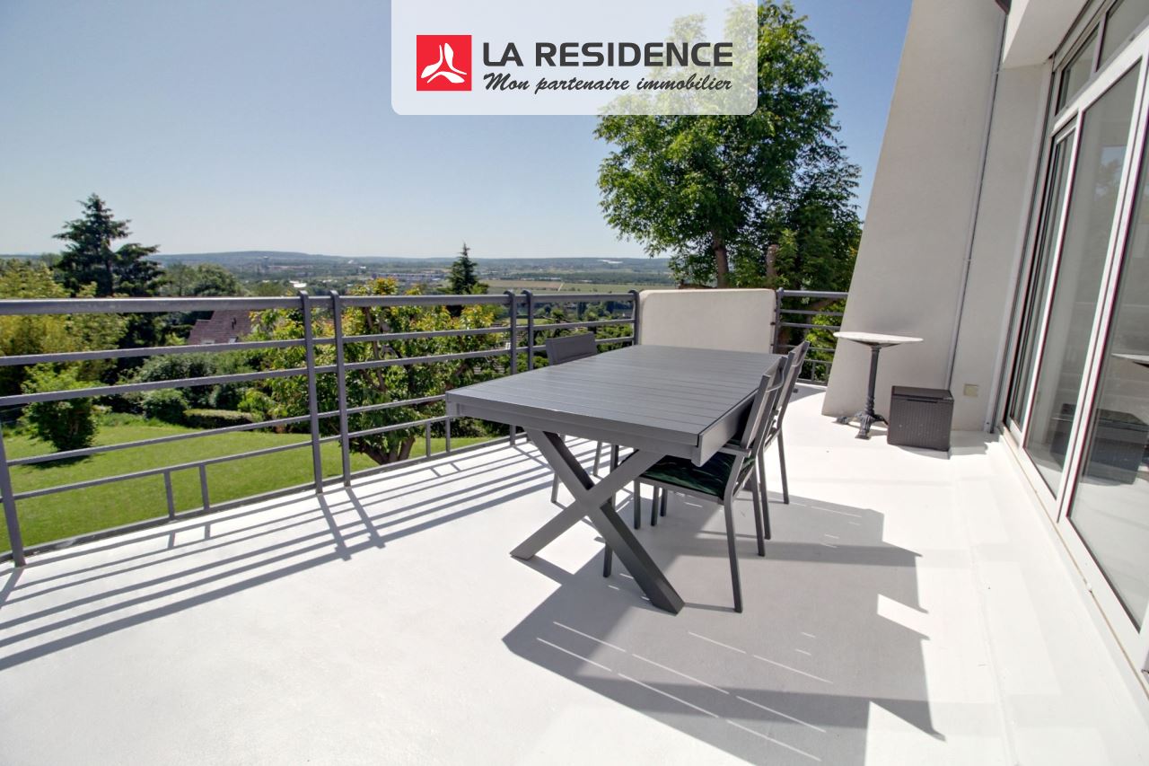 Maison à vendre à Mezy sur Seine, 7 pièces, 175 m2