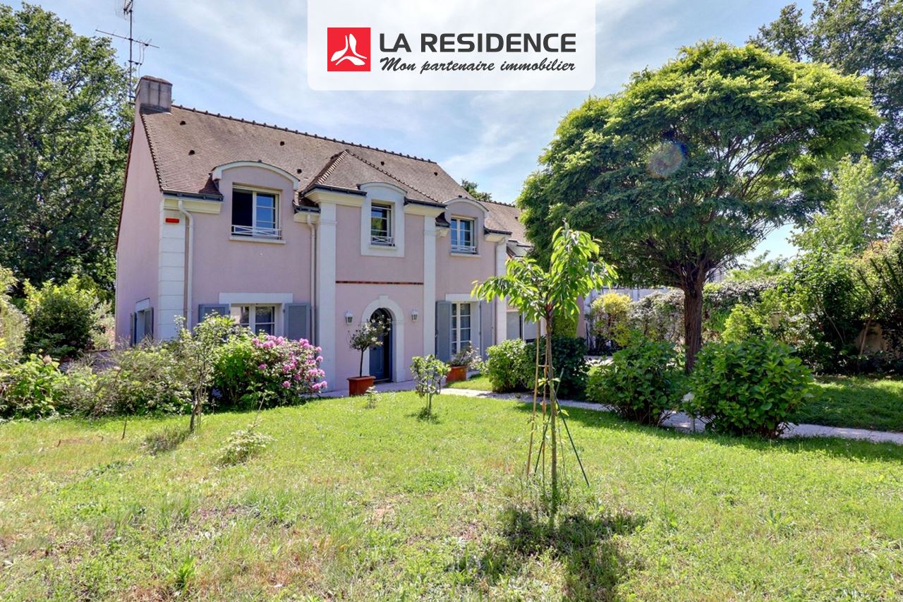 Maison à vendre à Villiers Saint Frédéric, 7 pièces, 180 m2