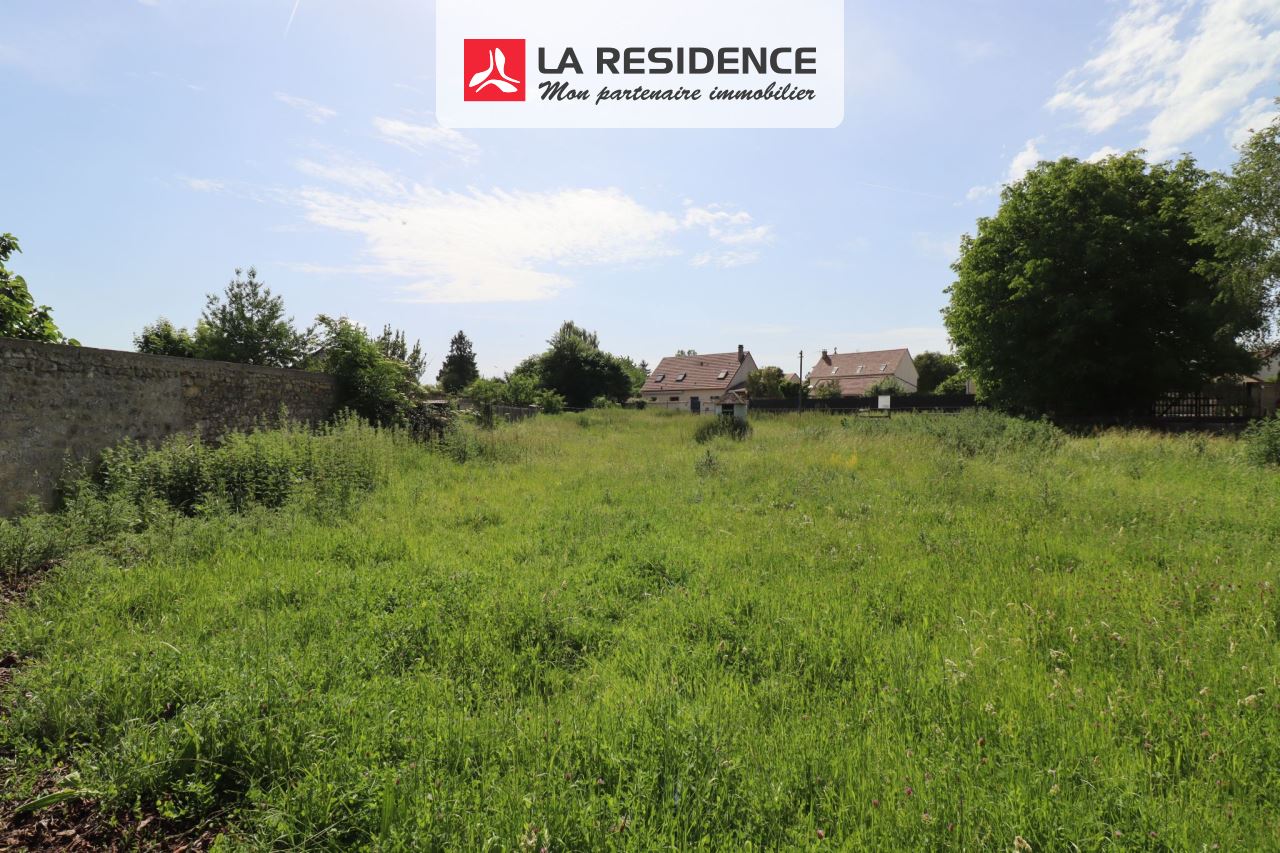 Terrain à vendre à Magny en Vexin, 797 m2
