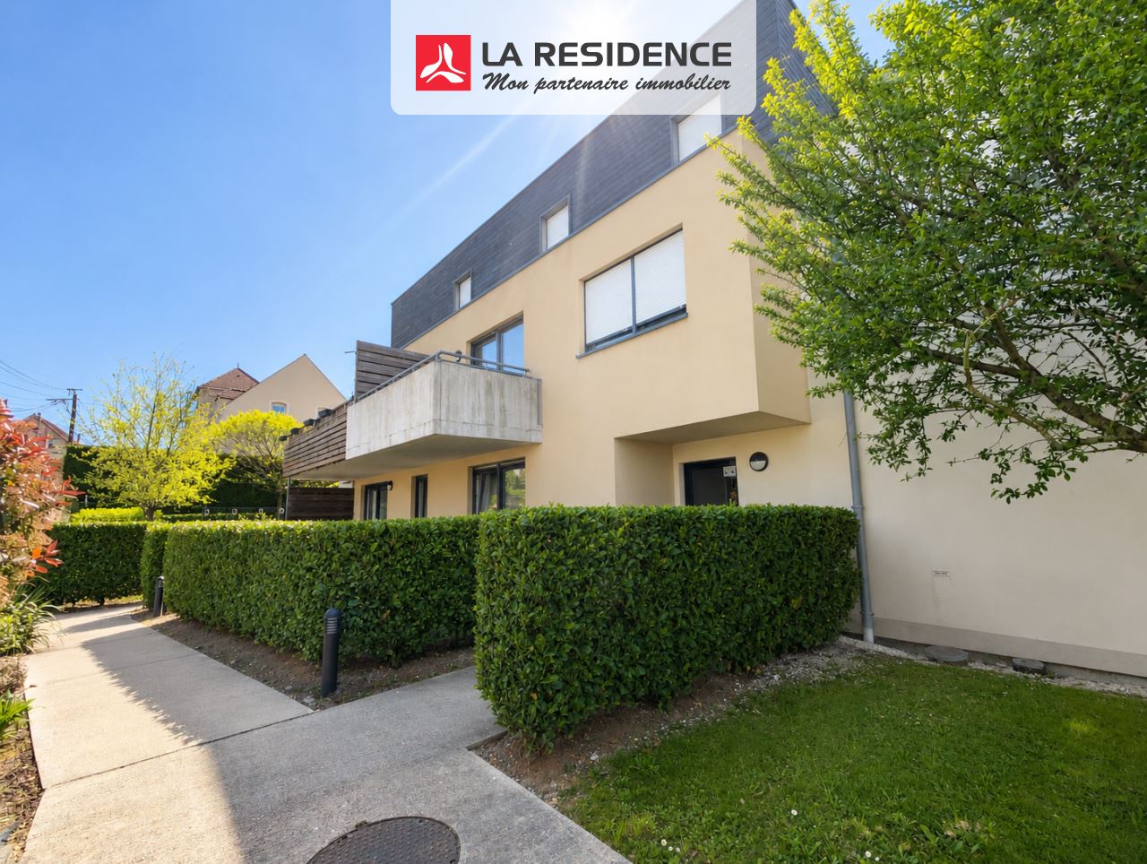 Appartement à vendre à Combs-la-Ville, 3 pièces, 60 m2