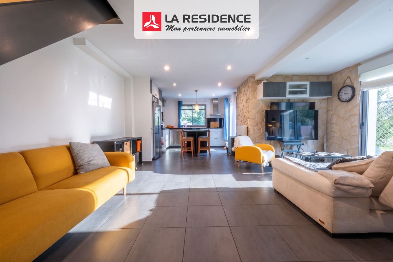 Maison à vendre à Houdan, 5 pièces, 120 m2
