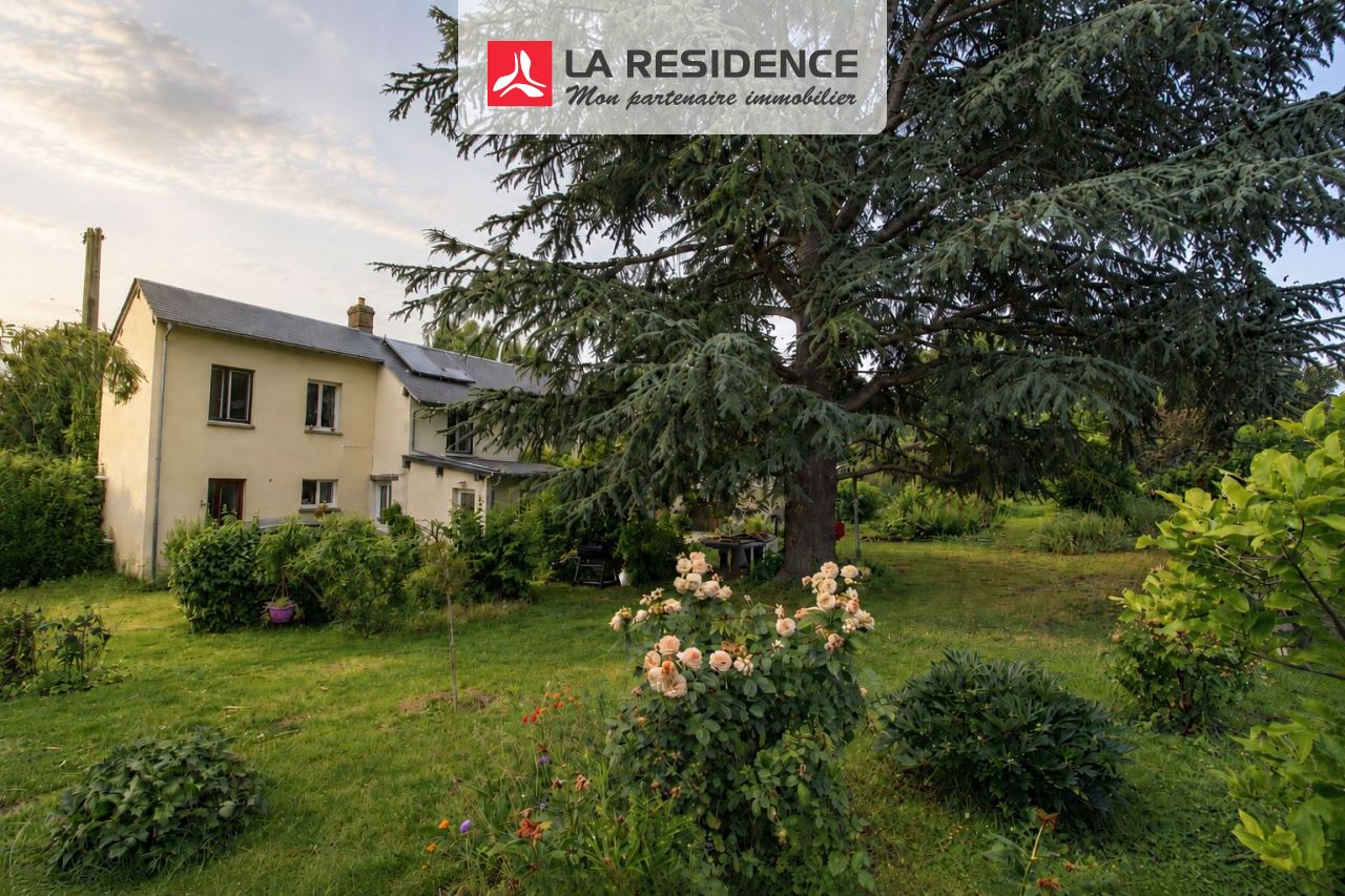 Maison à vendre à Aubevoye, 7 pièces, 174 m2