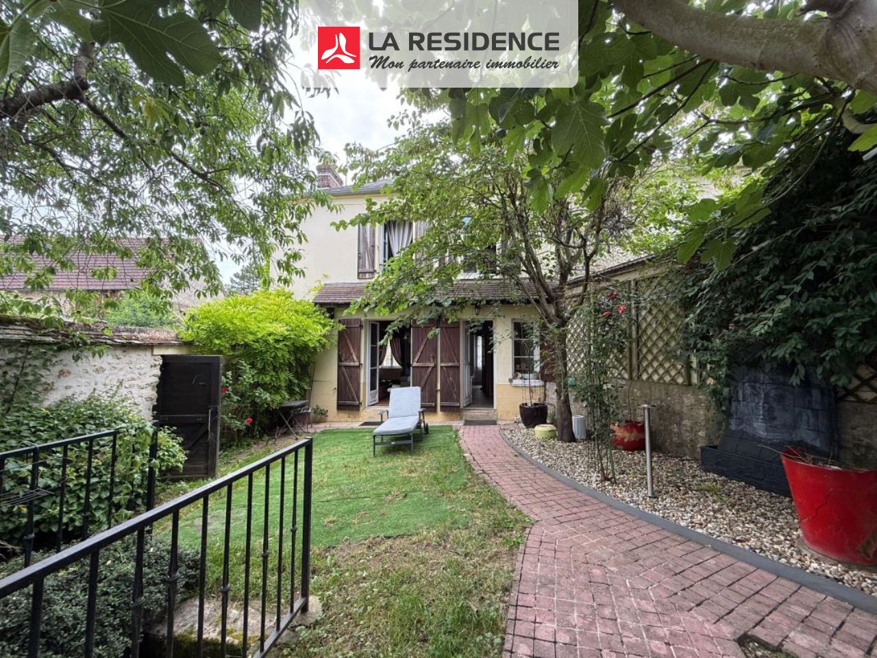 Maison à vendre à Montreuil-sur-Epte, 3 pièces, 79 m2