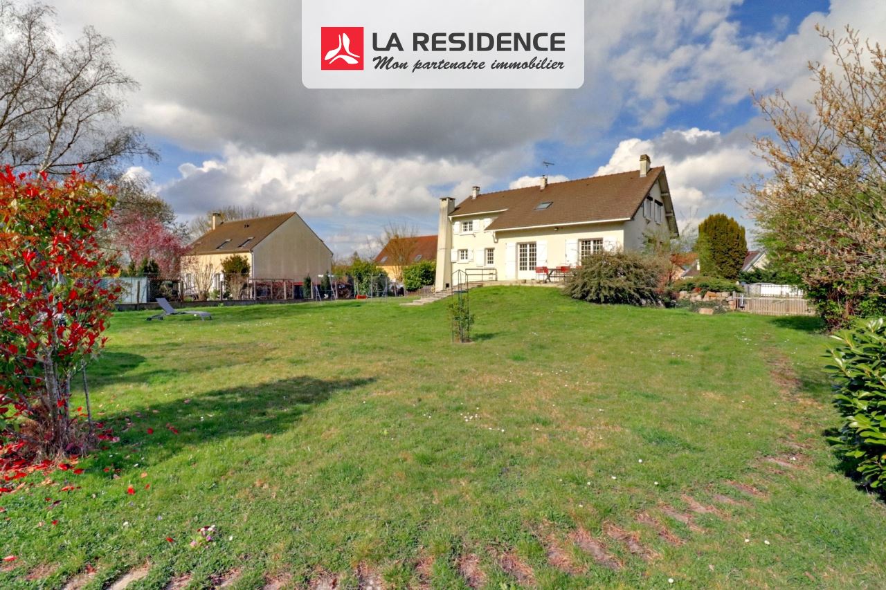 Maison à vendre à Frépillon, 8 pièces, 183 m2