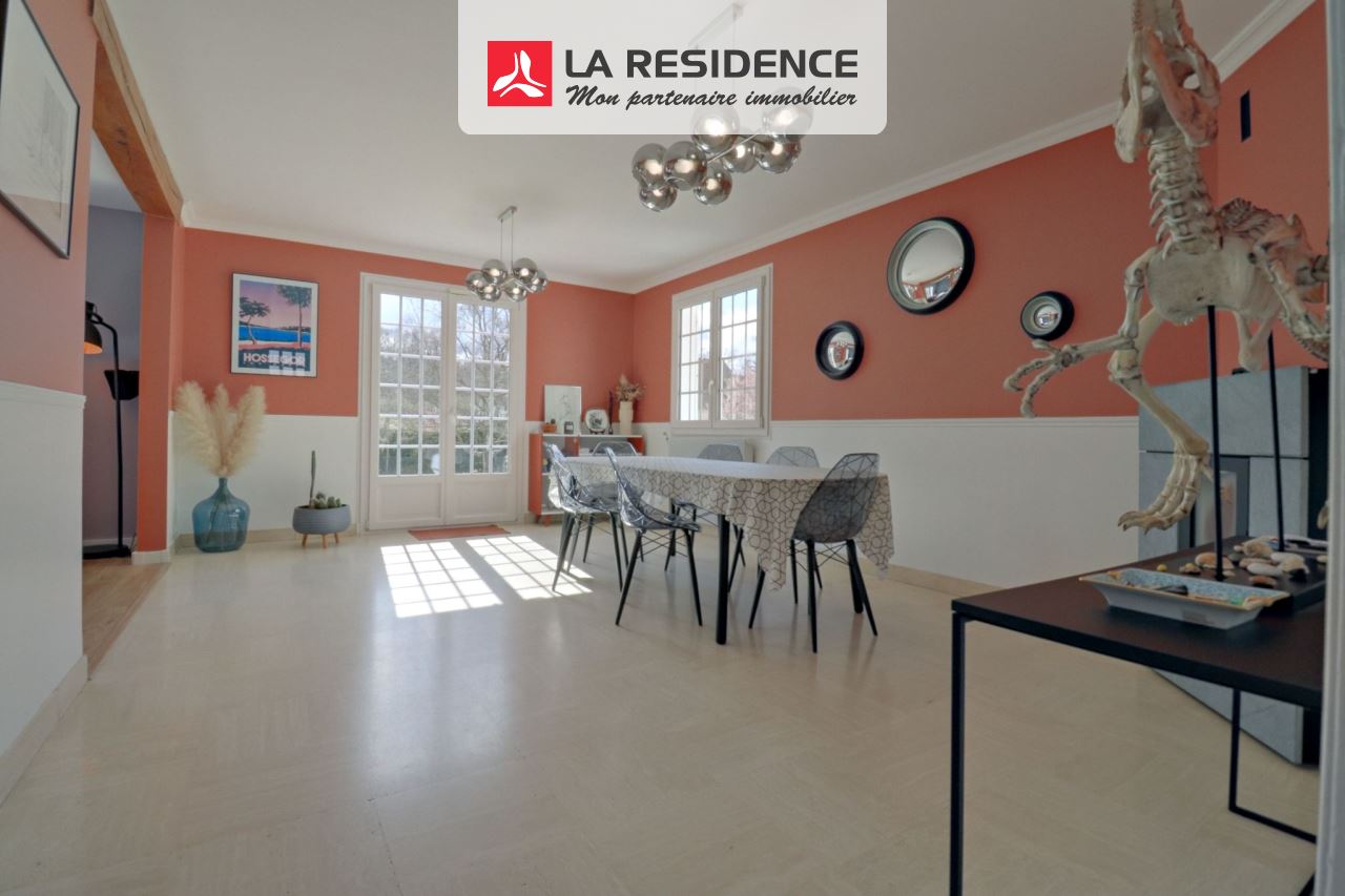 Maison à vendre à Frépillon, 8 pièces, 183 m2