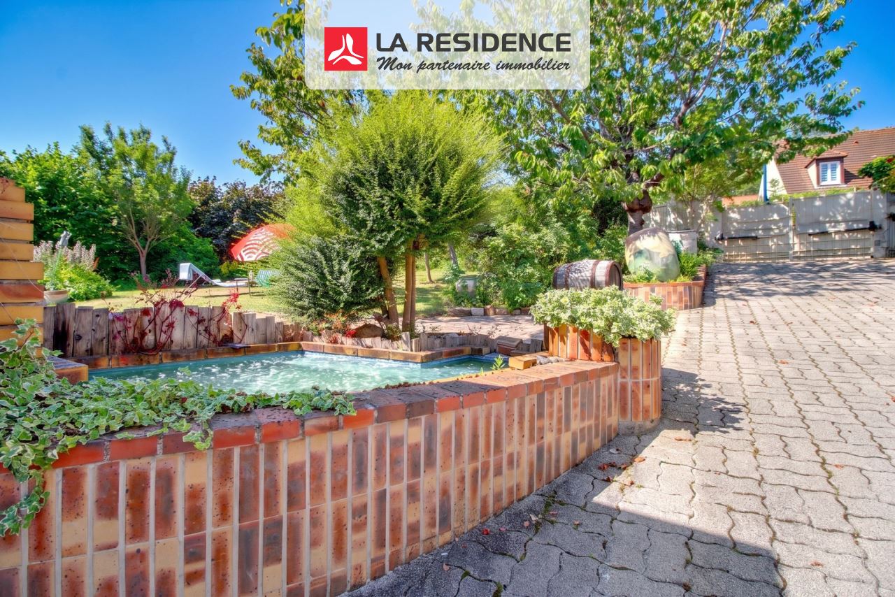 Maison à vendre à Vauréal, 7 pièces, 158 m2