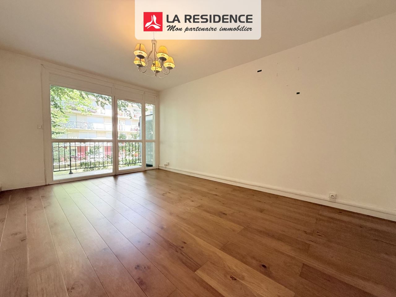 Appartement à vendre à Vélizy-Villacoublay, 4 pièces, 80 m2