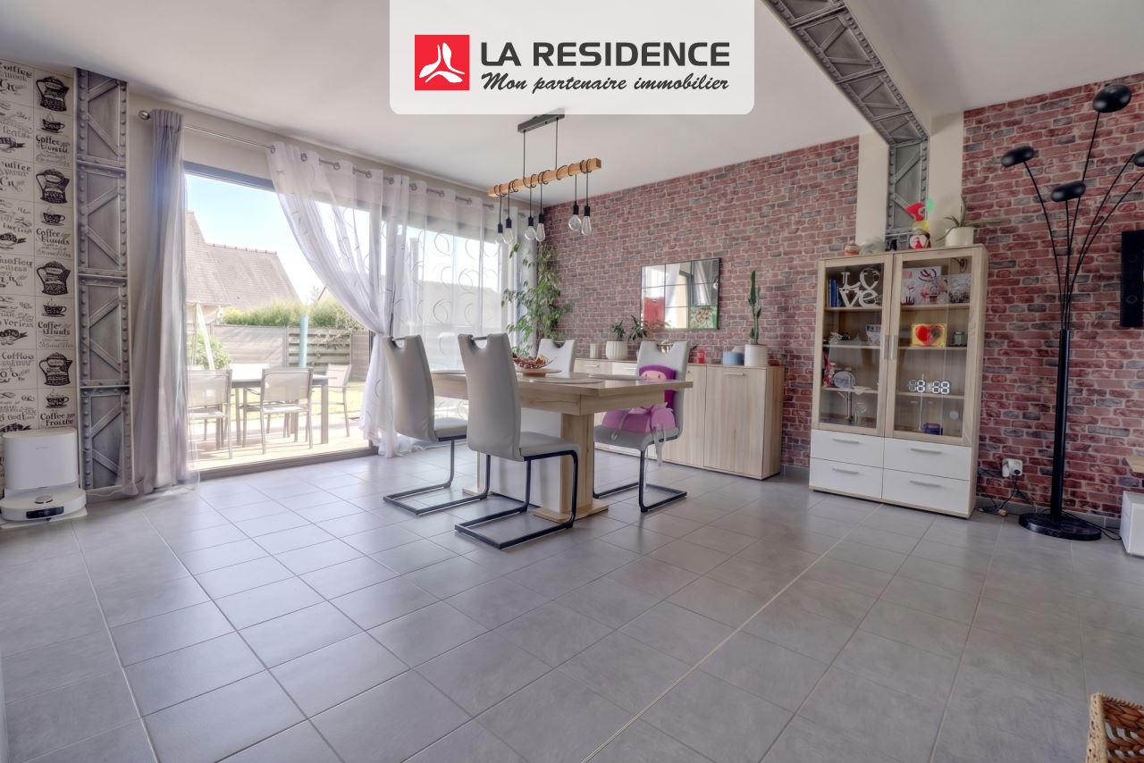 Maison à vendre à Le Manoir, 6 pièces, 132 m2