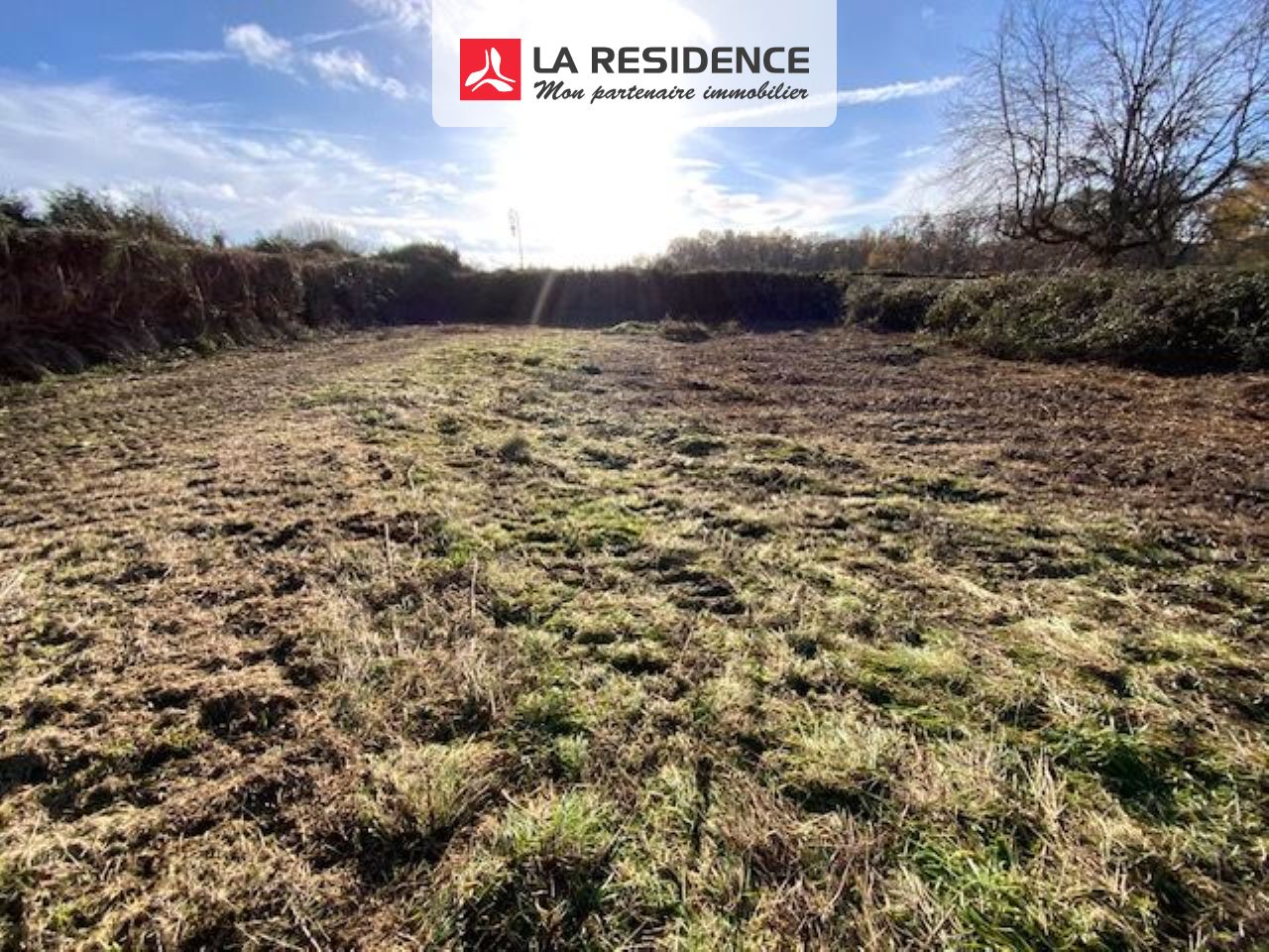 Terrain à vendre à Saint-Paul-de-Fourques, 1042 m2