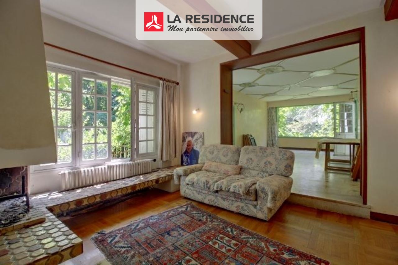 Maison à vendre à Les Mureaux, 9 pièces, 189 m2
