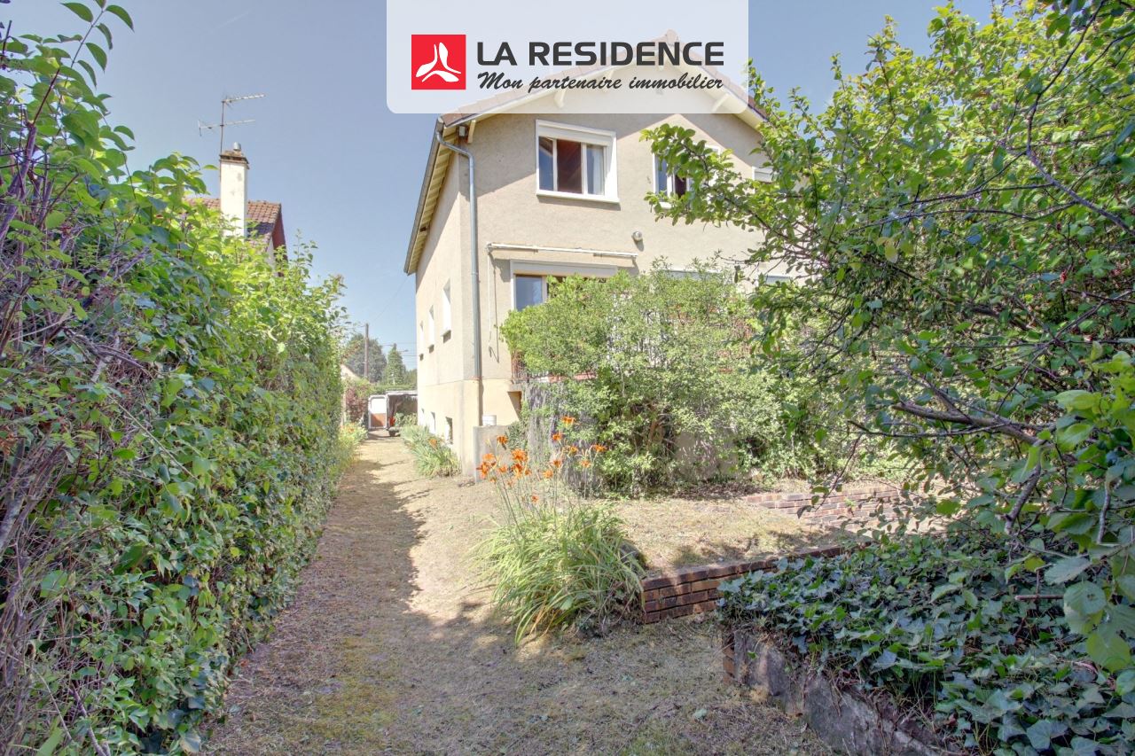 Maison à vendre à Les Mureaux, 7 pièces, 150 m2