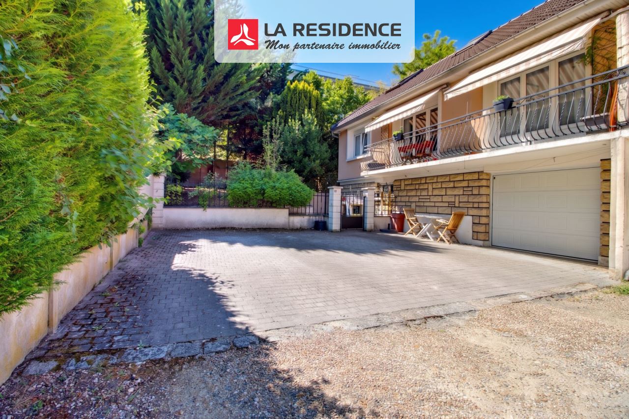 Maison à vendre à Andrésy, 6 pièces, 109 m2